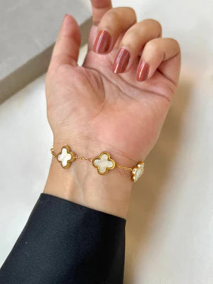 Four Leaf Clover Bracelet - Golden