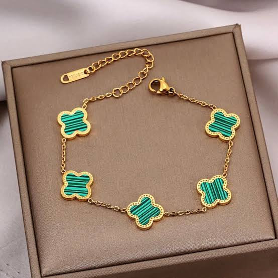 Four Leaf Clover Bracelet - Green